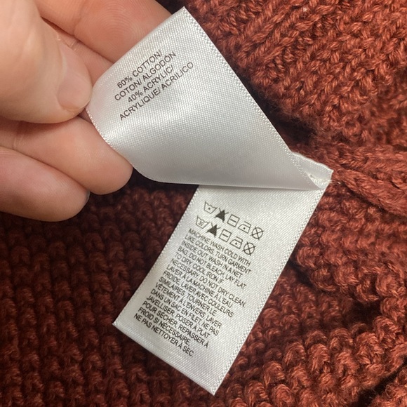 Lucky Brand Rust Colored Sweater u-neck - Picture 6 of 6